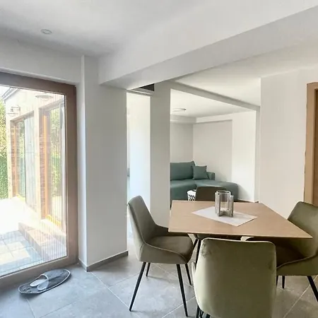 Amigos Suits Apartment Nis